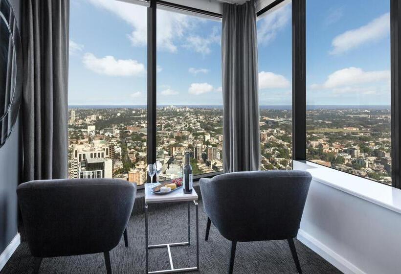 هتل Meriton Suites World Tower, Sydney