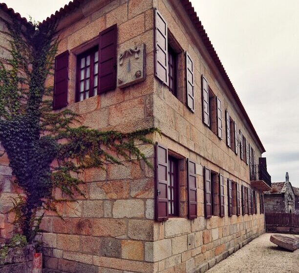 هتل Pazo Revel  & Resort