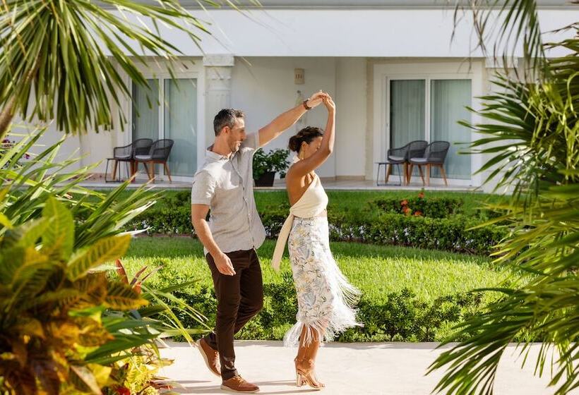 Fotos del hotel Hilton Playa Del Carmen, An Allinclusive Adult Only Resort:  35