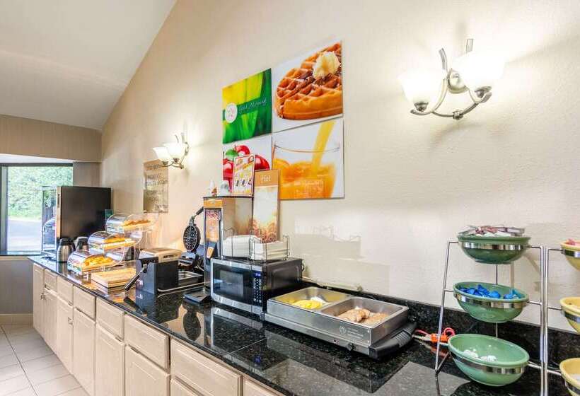 酒店 Quality Inn Petersburg Near Fort Greggadams