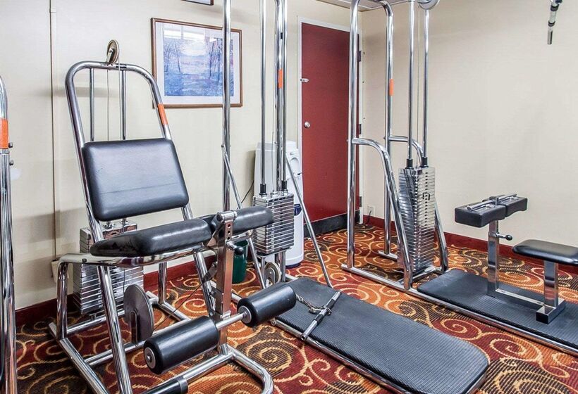 هتل Quality Inn & Suites Kansas City I435n Near Sports Complex