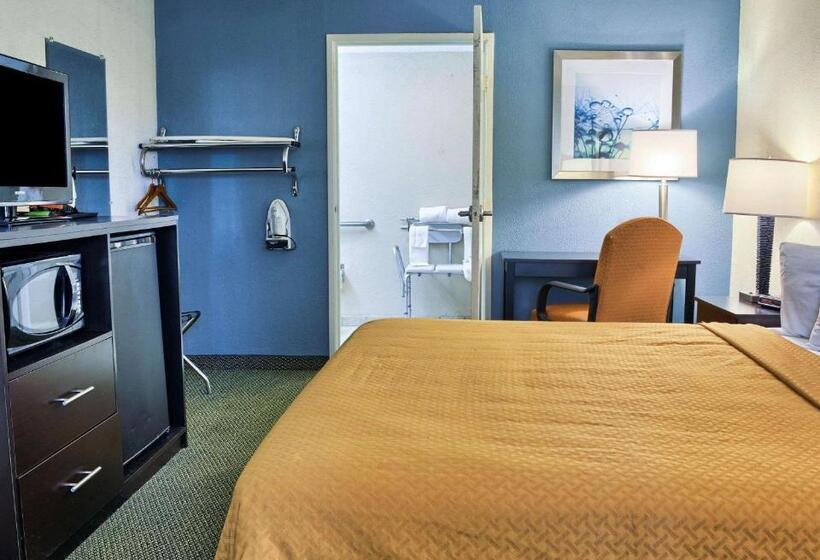 בית מלון כפרי Quality Inn Thornburg