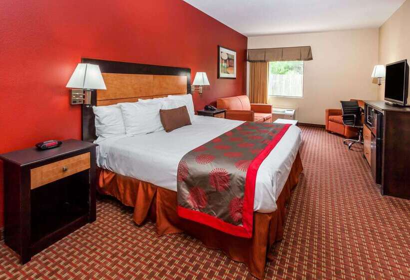 فندق Ramada By Wyndham Locust Grove