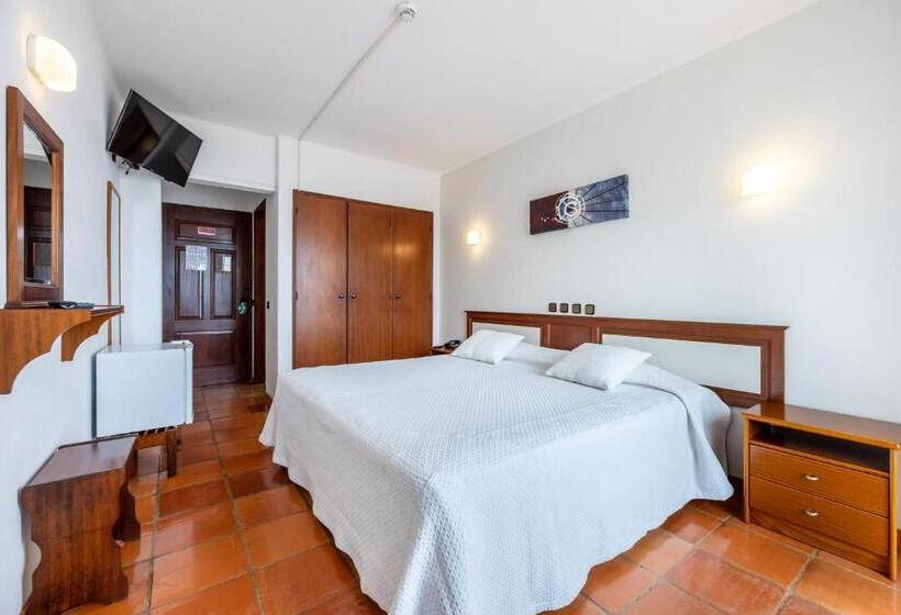 ホテル Residencial Salema