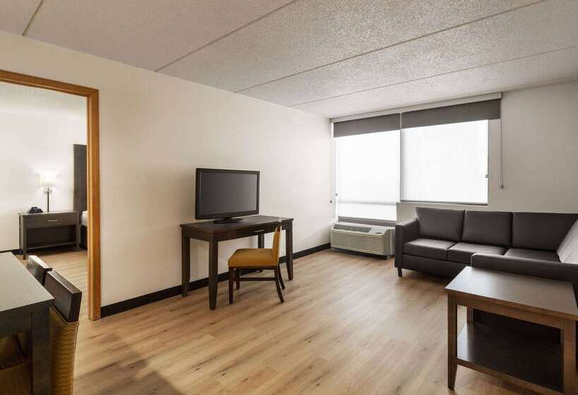 هتل Americinn By Wyndham Rochester Near Mayo Clinic