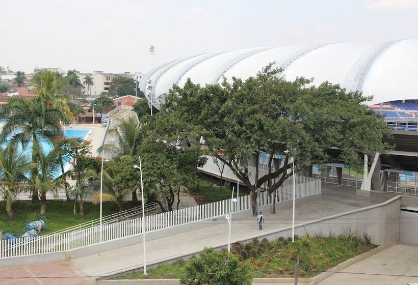 هتل San Fernando Real