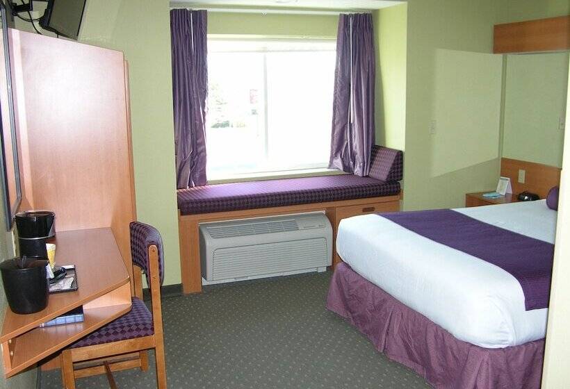 فندق Stay Beyond Inn & Suites