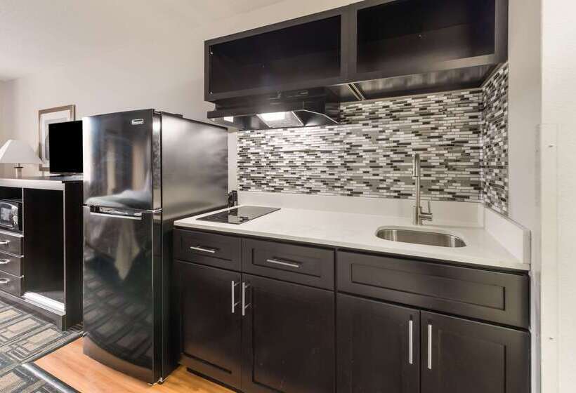 هتل Suburban Studios Mason Hwy 42