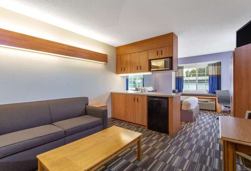 Microtel Inn & Suites By Wyndham Lillington/campbell University