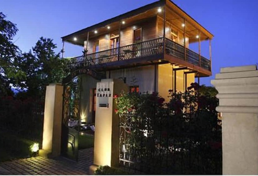 استراحتگاه Club Tapiz