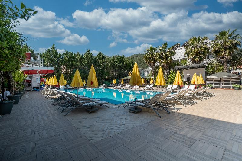 استراحتگاه Grand Viking Hotel   All Inclusive