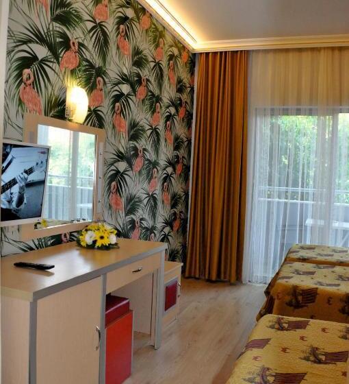 استراحتگاه Grand Viking Hotel   All Inclusive