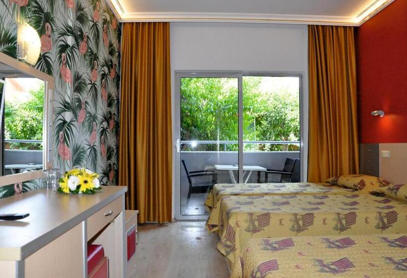 استراحتگاه Grand Viking Hotel   All Inclusive