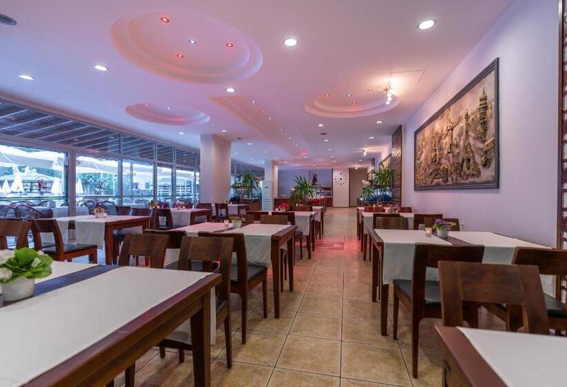 استراحتگاه Grand Viking Hotel   All Inclusive