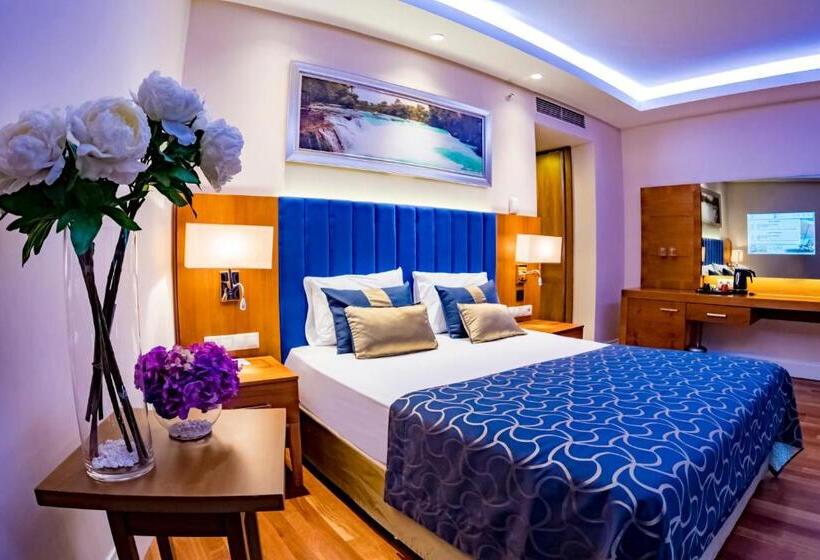 استراحتگاه Liberty Hotels Lara