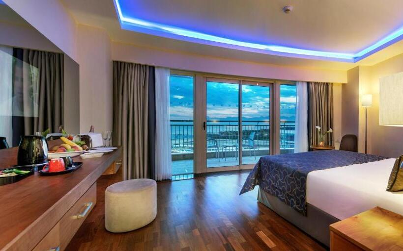 استراحتگاه Liberty Hotels Lara