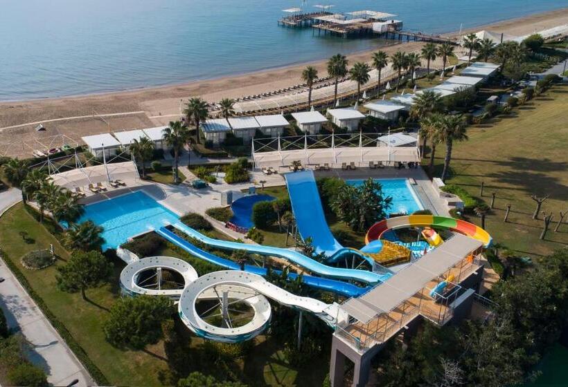 Susesi Luxury Resort