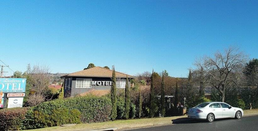 White Lanterns Motel