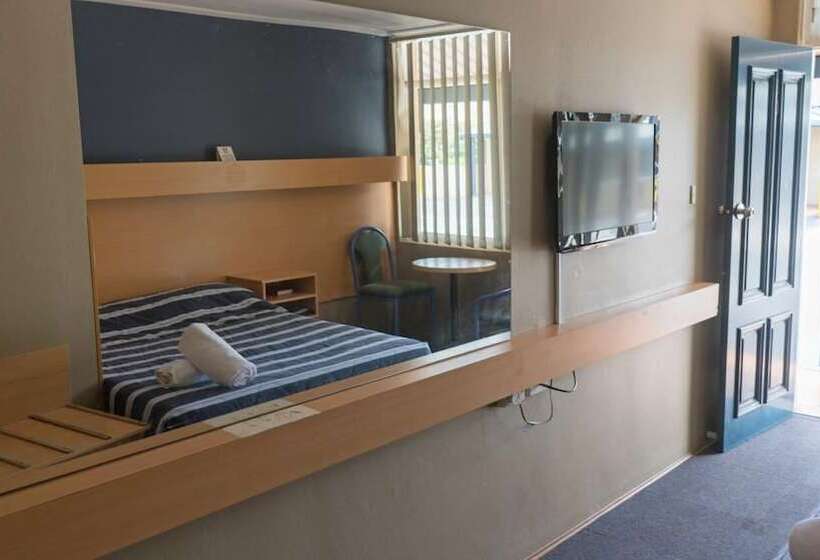 Windsor Motel