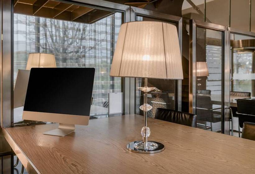 Ac Hotel Brescia By Marriott