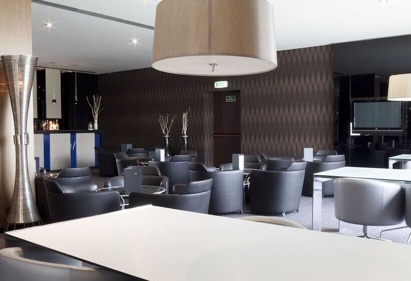Ac Hotel Brescia By Marriott