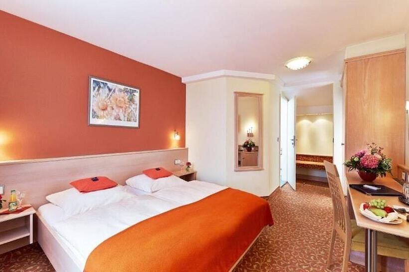 Fotos del hotel Adria München:  6