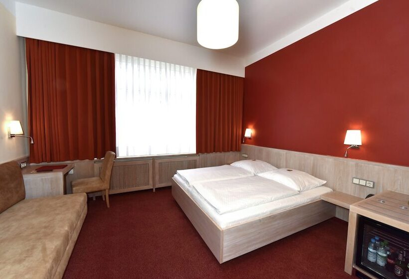 Fotos del hotel Adria München:  9
