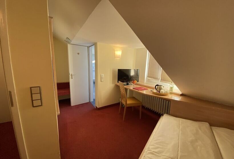Fotos del hotel Adria München:  24