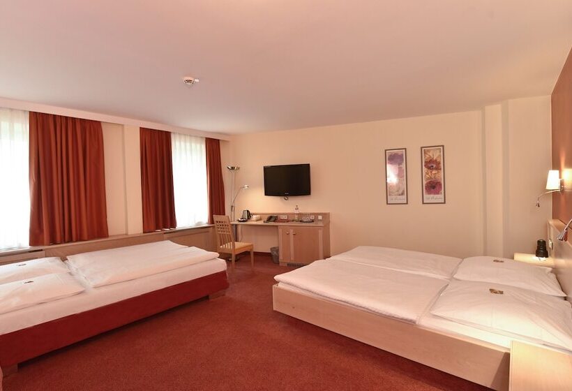 Fotos del hotel Adria München:  14