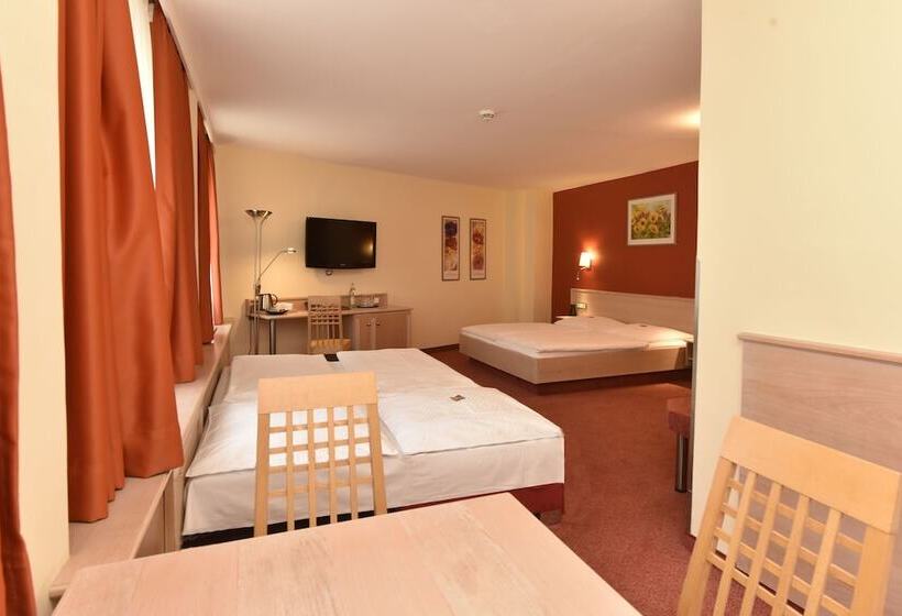 Fotos del hotel Adria München:  15