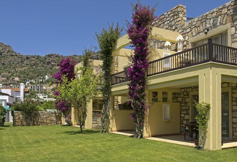 هتل Divan Bodrum Palmira