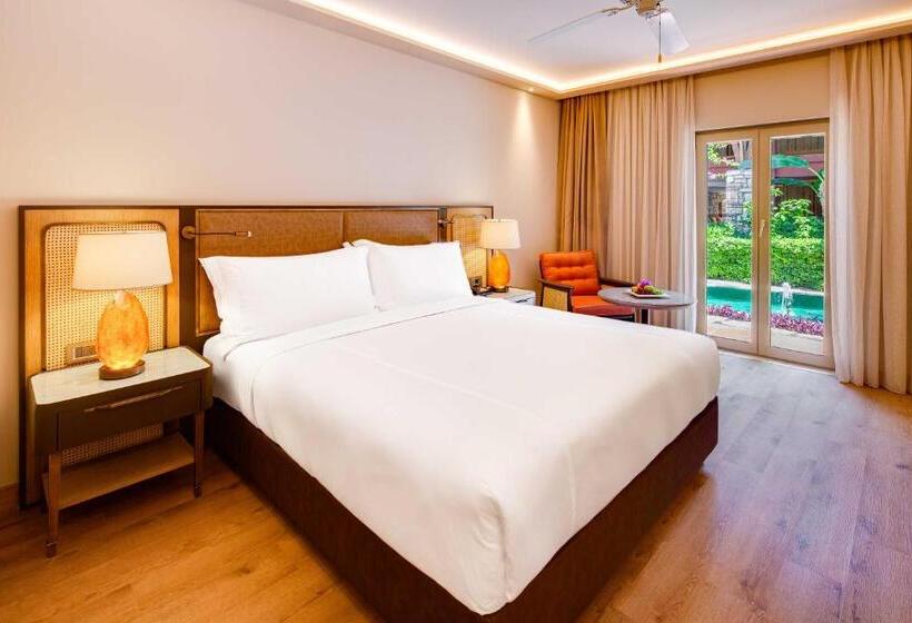 هتل Divan Bodrum Palmira