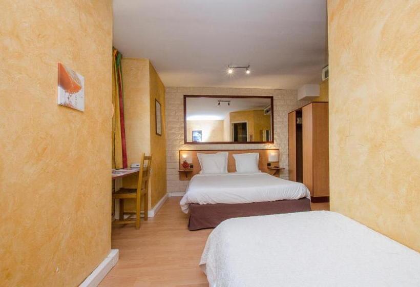 בית מלון כפרי Hôtel Bosquet Pau Centre