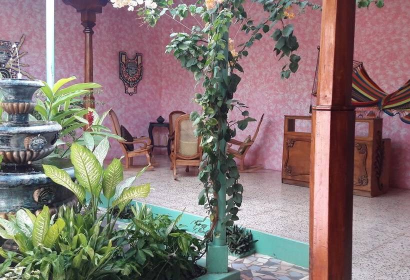 هتل Kekoldi De Granada