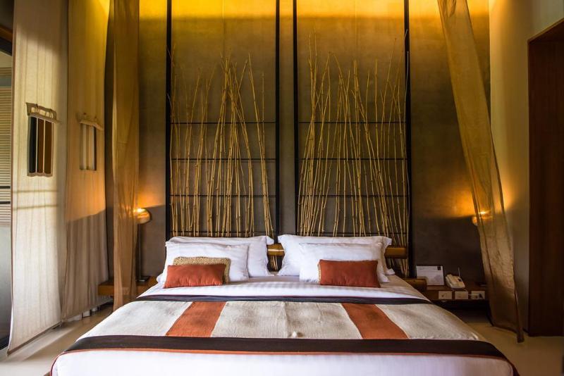 هتل Kirimaya Golf Resort Spa   Sha Plus Certified