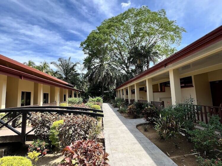 هتل La Foresta Nature Resort