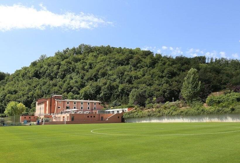 هتل La Reggia Sporting Center