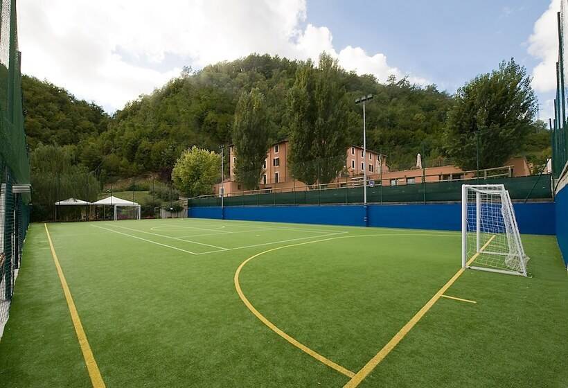 هتل La Reggia Sporting Center