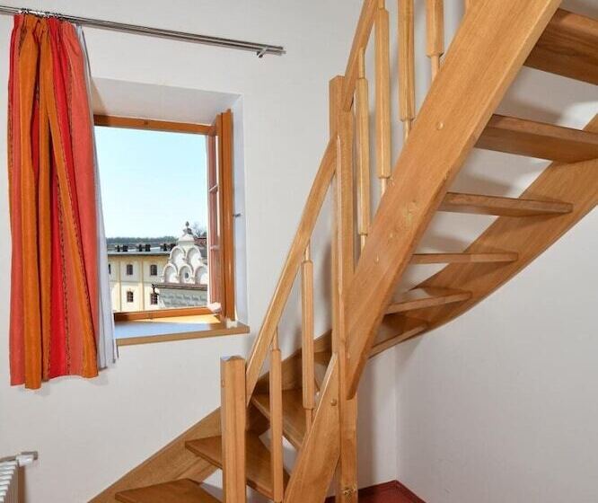 Lh Hotel Dvořák Tábor Congress & Wellness