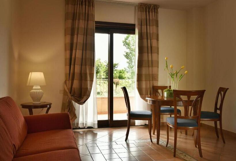 هتل Minerva Resort