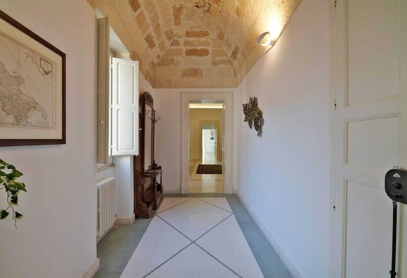 هتل Palazzo Rollo