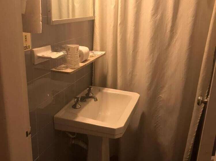 هتل Punta Del Este Shelton