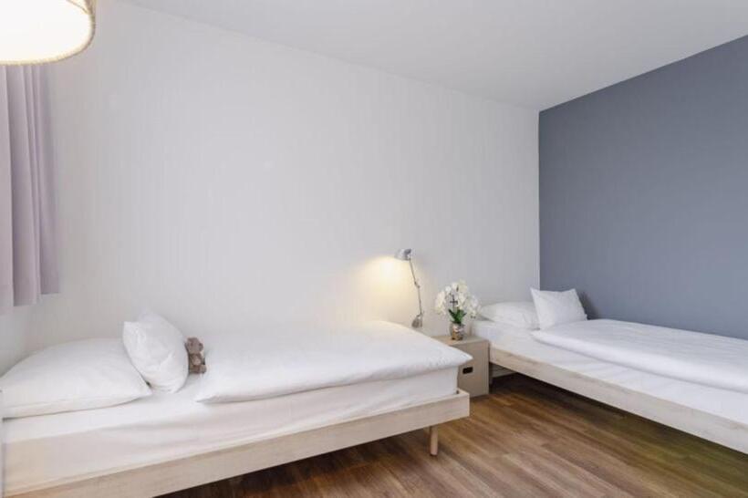 Hotel Roomz Vienna Gasometer