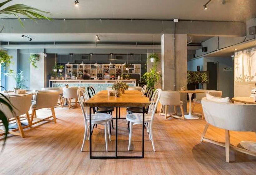 Fotos del hotel Selina Palermo:  22