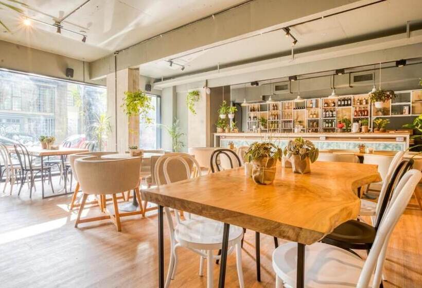 Fotos del hotel Selina Palermo:  5