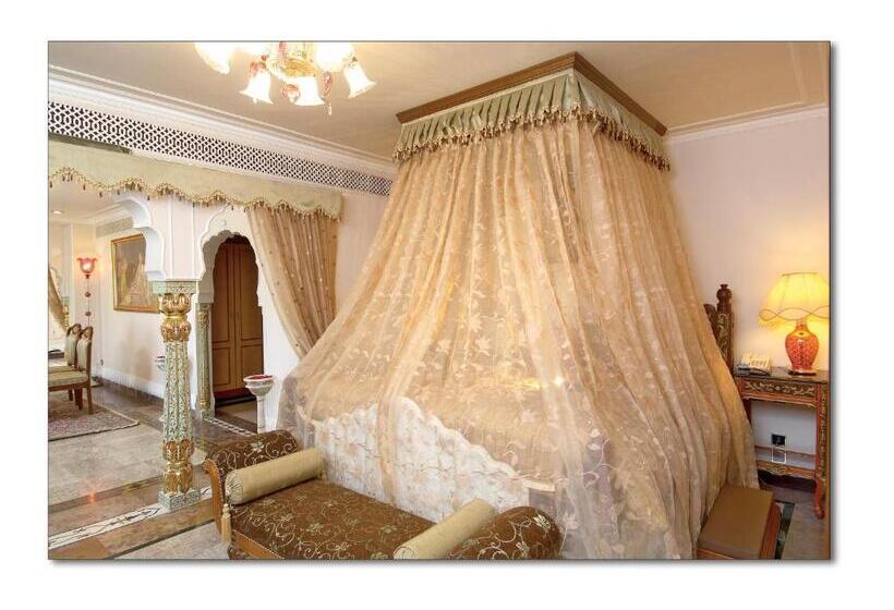 فندق Shiv Vilas Resort