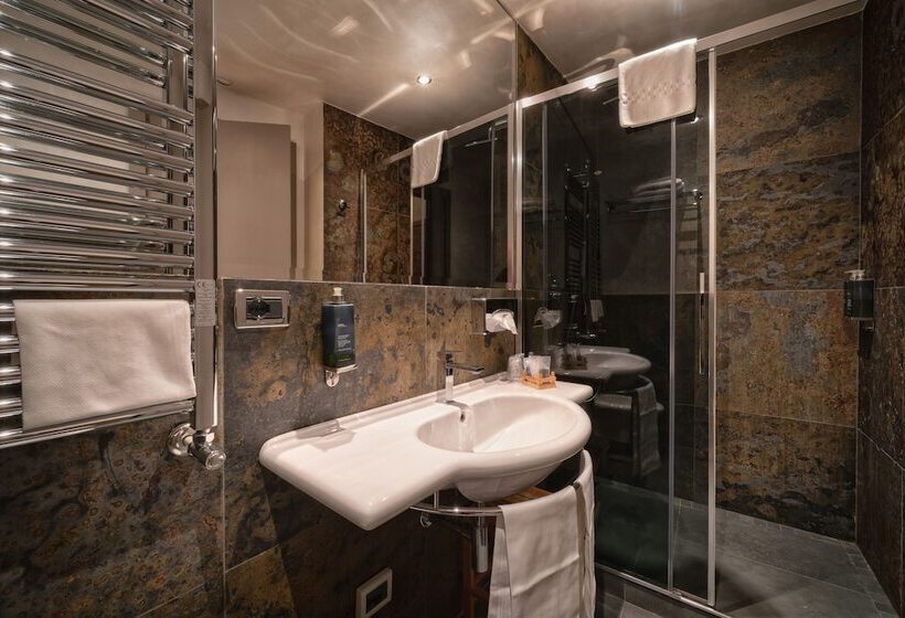 Fotos del hotel Solo Experience:  7