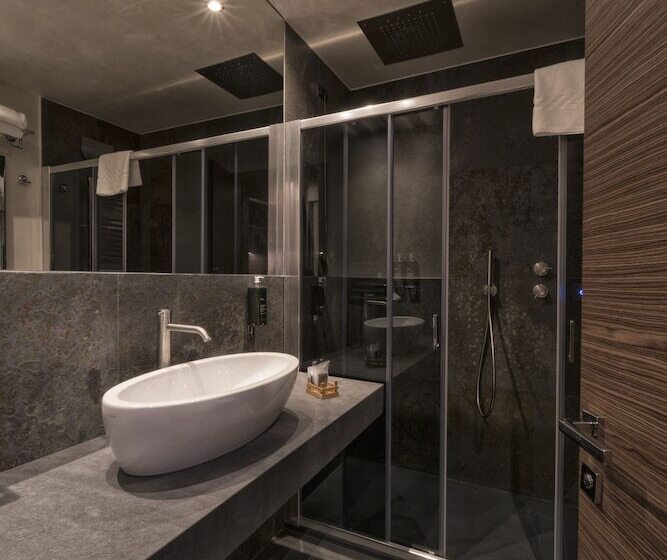 Fotos del hotel Solo Experience:  8