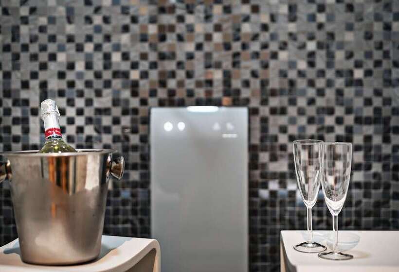 Fotos del hotel Solo Experience:  51