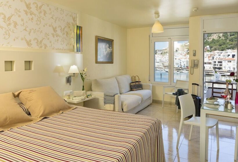 هتل Spa Cap De Creus